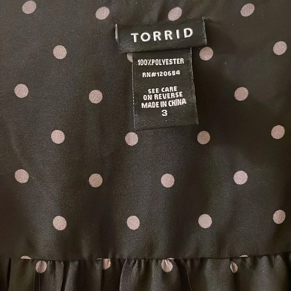 Torrid polka dot blouse size 3​​ - Picture 2 of 4